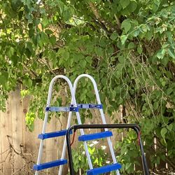 pool ladder 