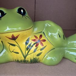 Sexy Frog Planter 8”w X 4”