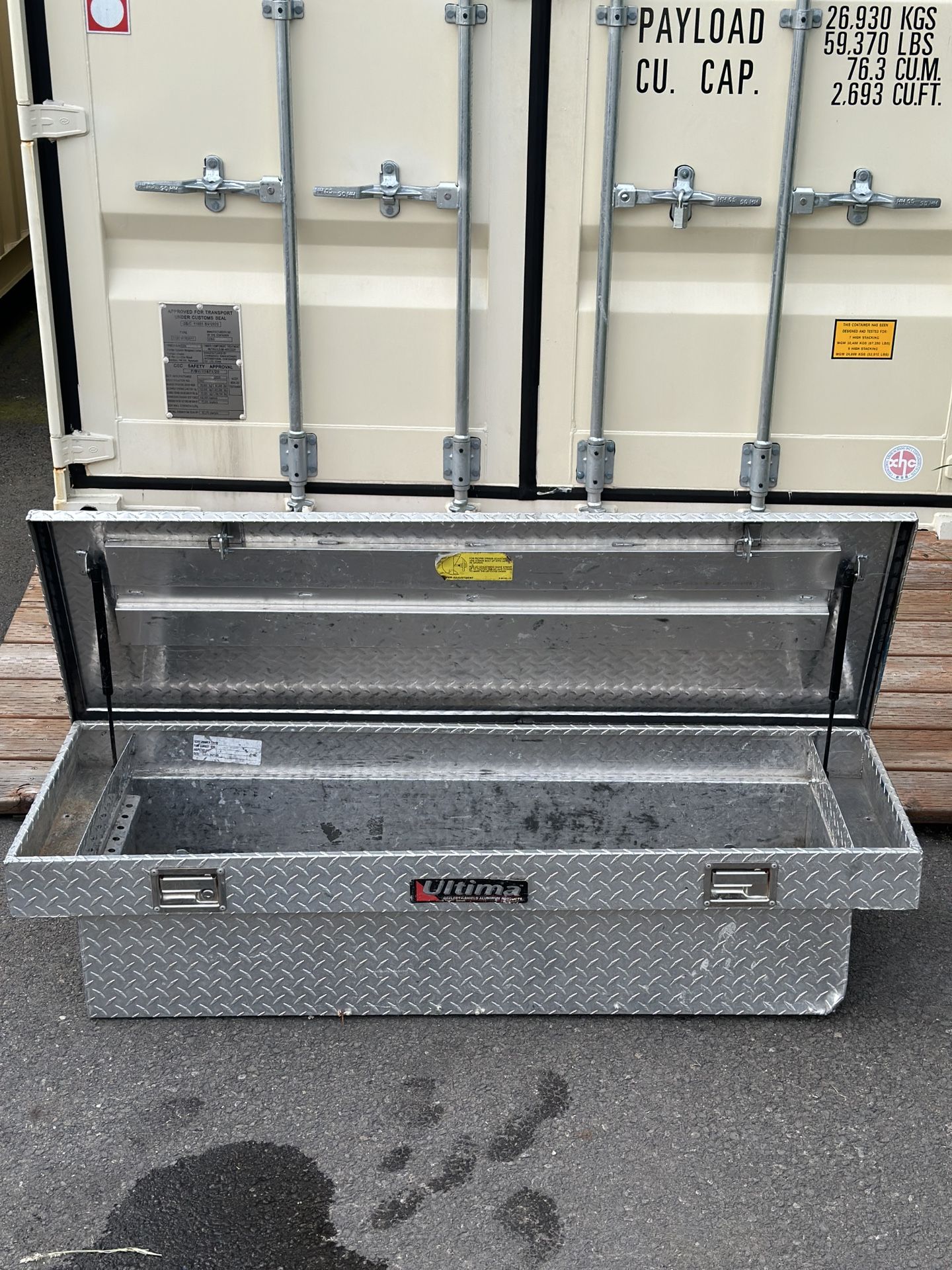 Ultima Truck Tool Box