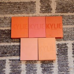 Kylie Blushes