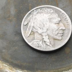 1928 2 feather Indian/Buffalo Nickel In Good Condition
