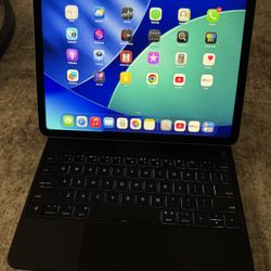 Ipad Air 4th + Magnetic Keyboard Cover