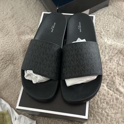 Mikael Kors Slides Black Size 10