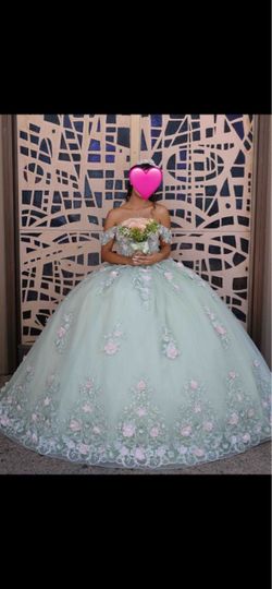 Light green quinceañera dress