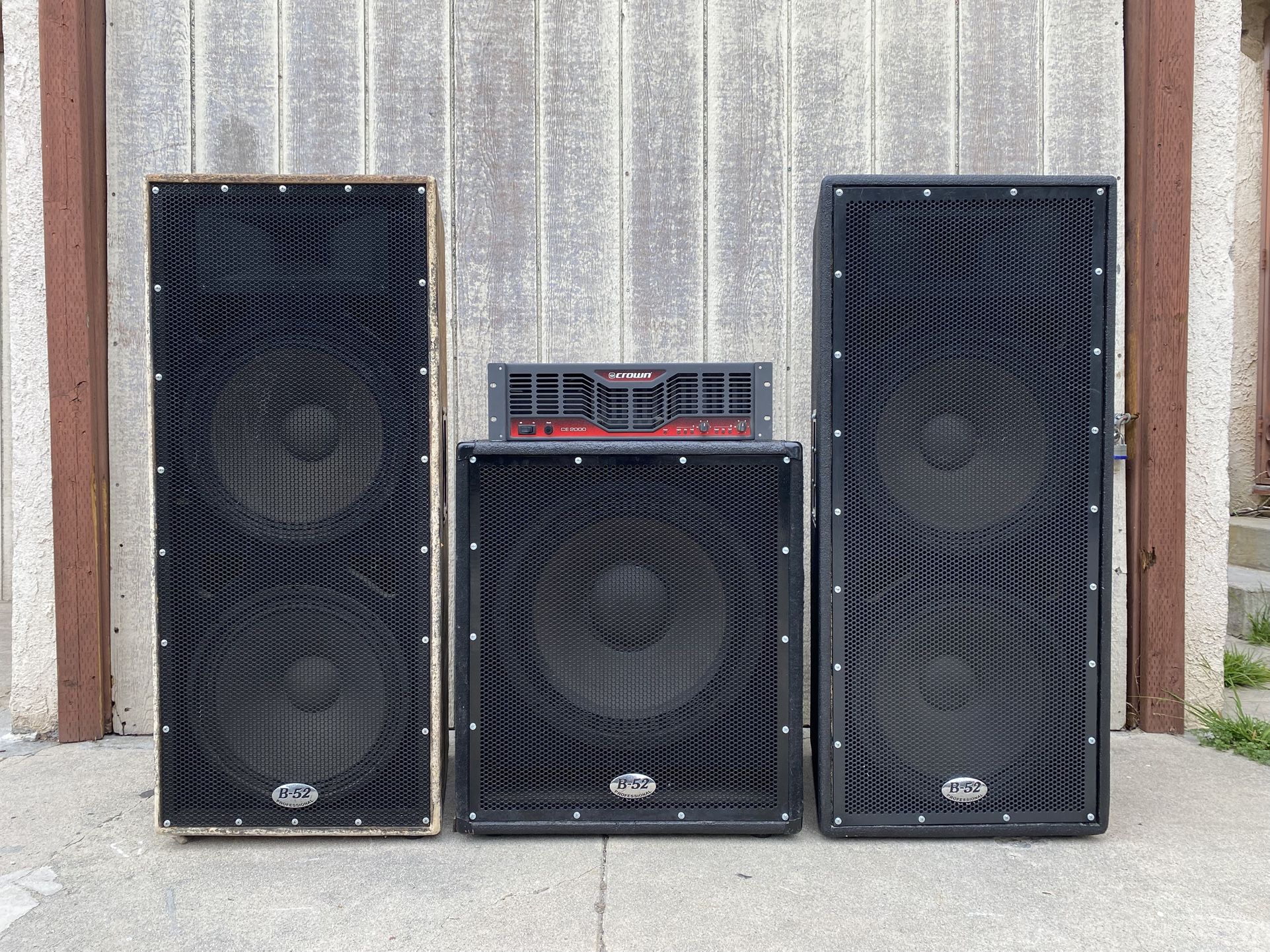 B-52 SPEAKERS+CROWN AMP