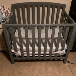 Baby Crib With Mattress