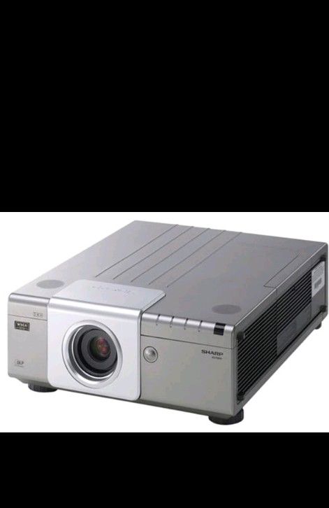 Sharp XG-p560w 3 Chip DLP Projector