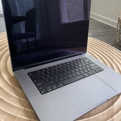 Apple MacBook Pro 2021 16-Inch