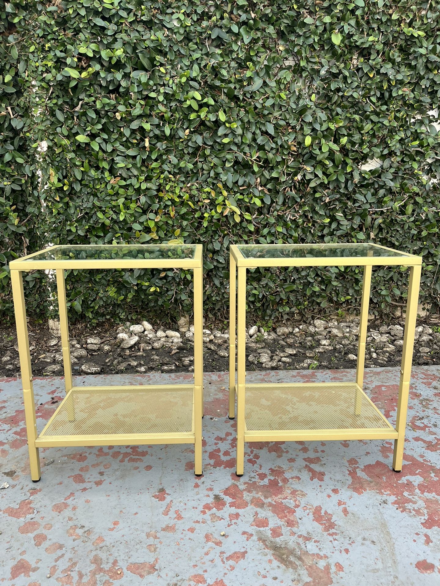 Gold Rectangular Side Table Rectangular Side Table In Gold for Sale in Culver City, CA - OfferUp