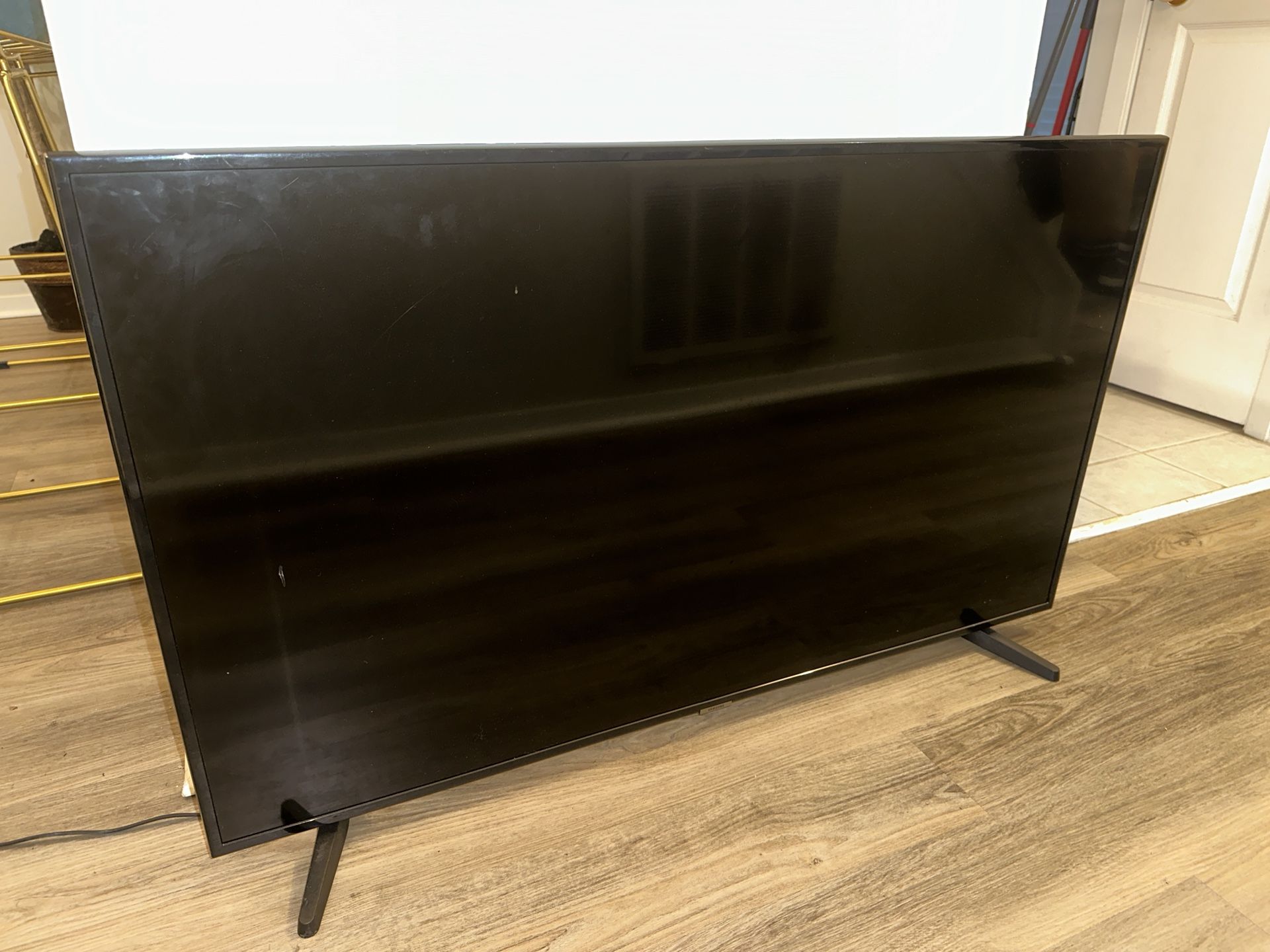 Samsung 50″ 4K UHD Smart TV (NU6900 Series) — Excellent Condition - Local Pick-Up Atlanta Metro