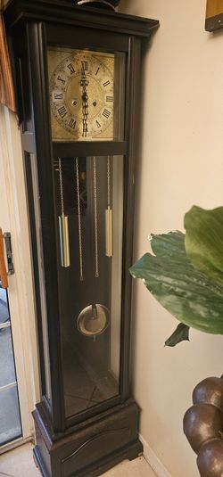 I Have a beautiful a tall floor-standing grandfather clock for sale it's in great condition