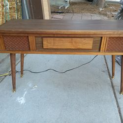 Mid Century Stereo Console That works Great!