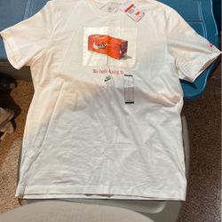 Nike T-shirt 