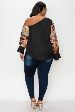 women plus size tops and bottom