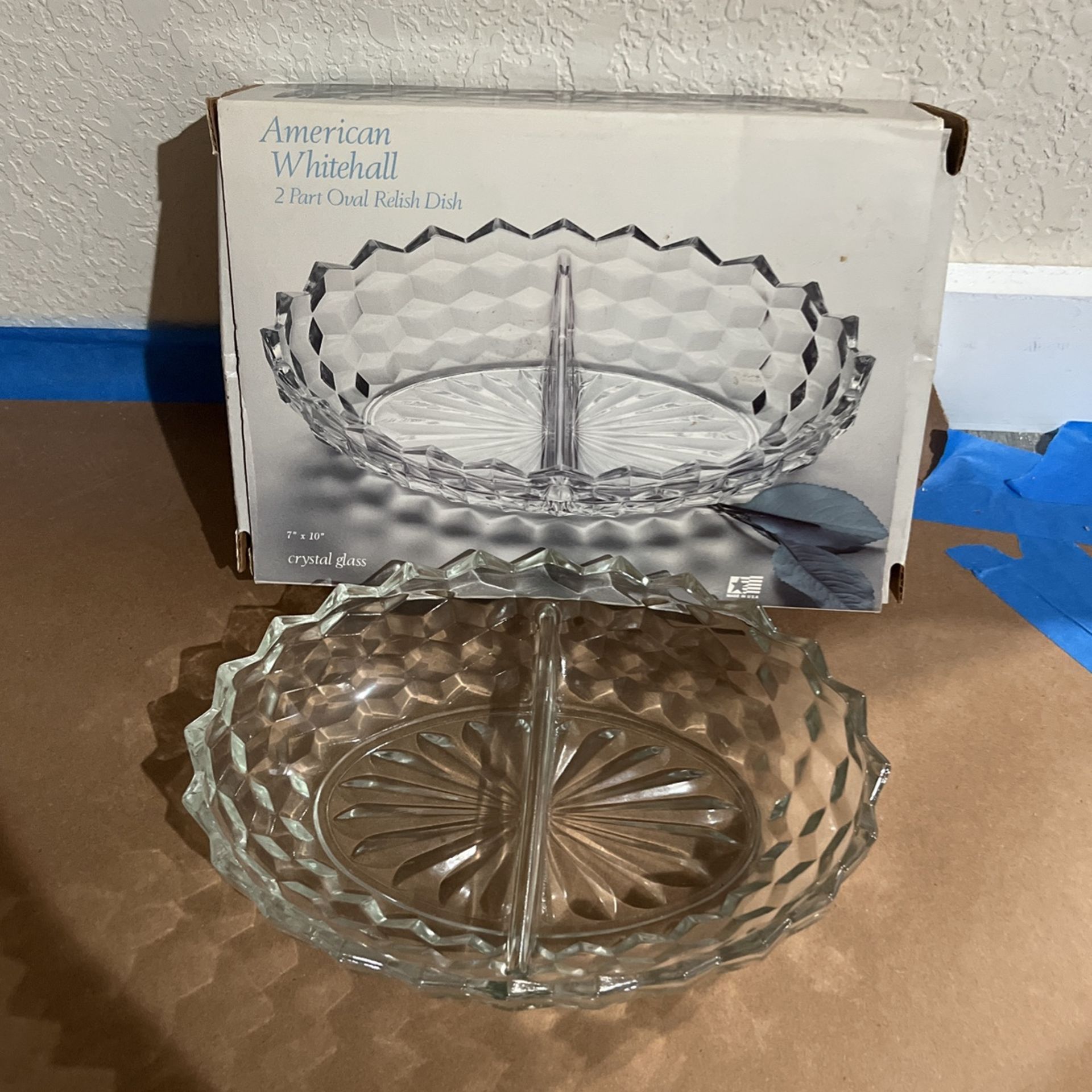 AMERICAN WHITEHALL - Picked Dish