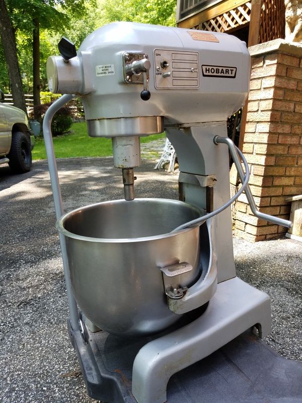 Hobart 20 quart commercial mixer for Sale in Brewster, NY OfferUp