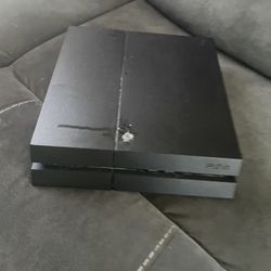 PS4 Used(Works Perfectly)