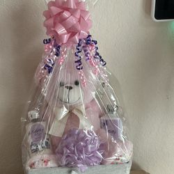 Mother’s Day Gift Basket With Pink Bear & Butterfly Set 