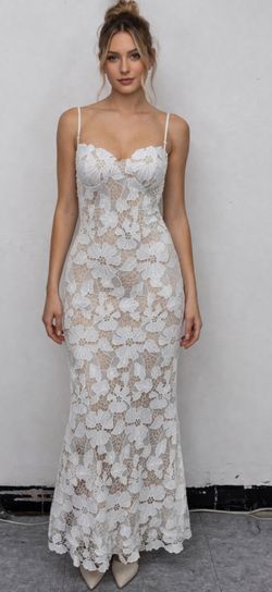 LACE SLEEVELESS CORSET BACK SLIT MAXI DRESS