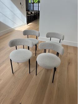 Set of 4 Cream Bouclé Dining Chairs