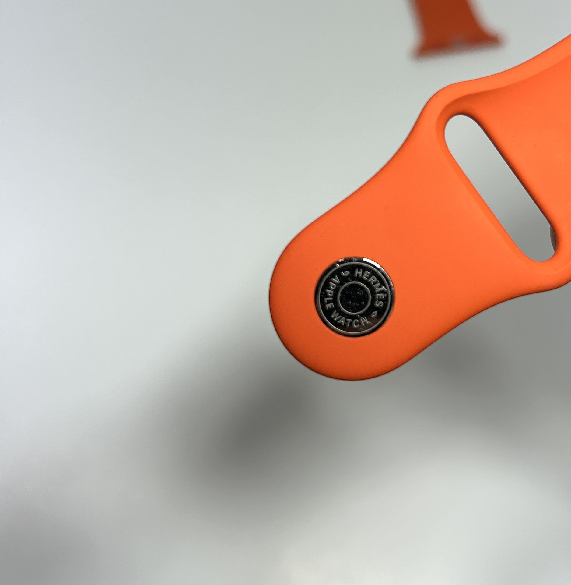 Apple iWatch Hermes Orange Sport Band Strap 44mm Size: M/L display picture 1