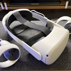 Oculus Quest 2 + Official Battery Pack& Case