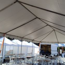 Tent 20x100 Tables Chairs Tablecloths