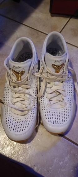 Nike Kobe 10 Mids