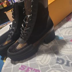 LV Ladies Boots