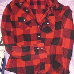 $8 Girl's Shirt Size 7/8