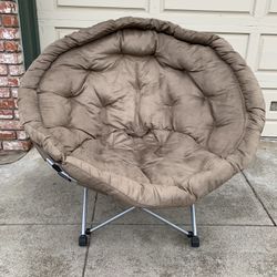 Mocha Sphere/Dish Chair With Case