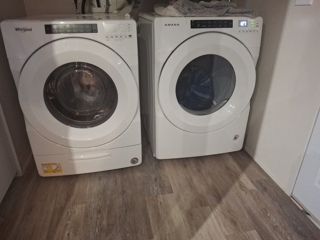 Washer / Dryer Front Loaders