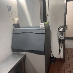 Scotsman Ice Machine