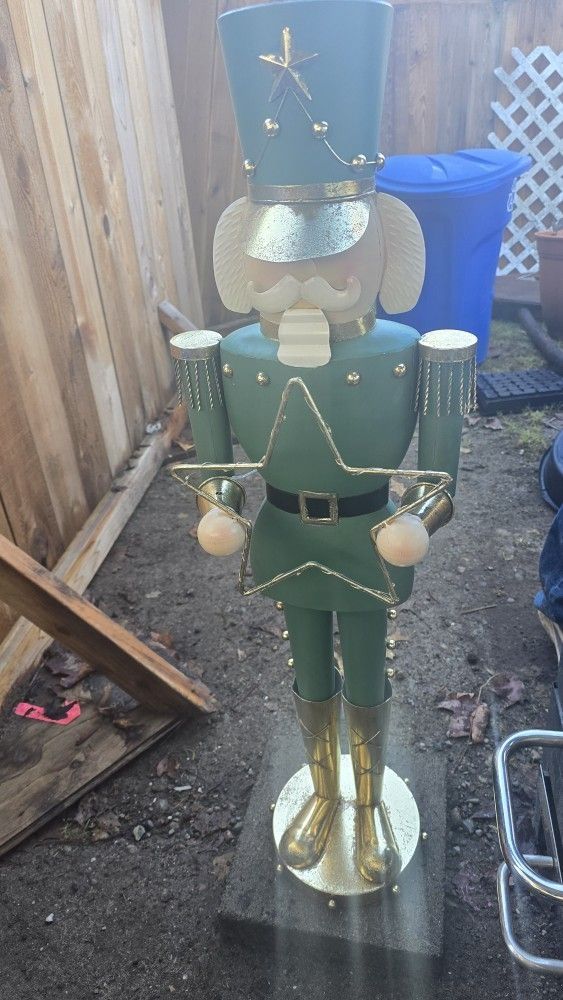New 3' Battery Operated Toy Soldier 