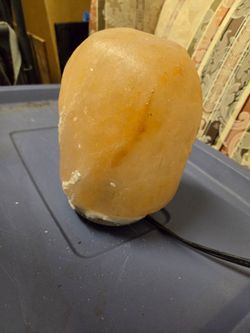 Salt lamp