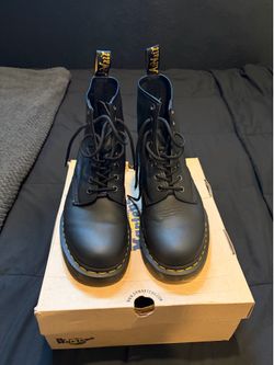 Dr Marten Smooth Leather Men’s Boots