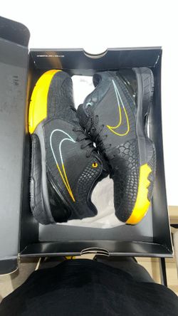 Nike Kobe 4 Size 9
