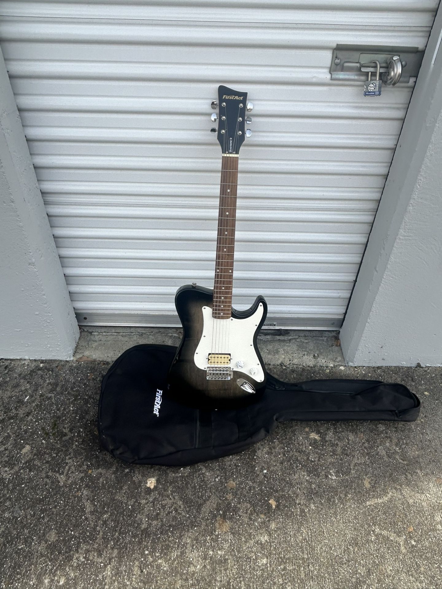 Great 😊 First Act Electric Guitar - Overtone