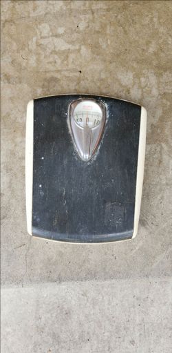 Vintage Mechanical Borg Bathroom Scale