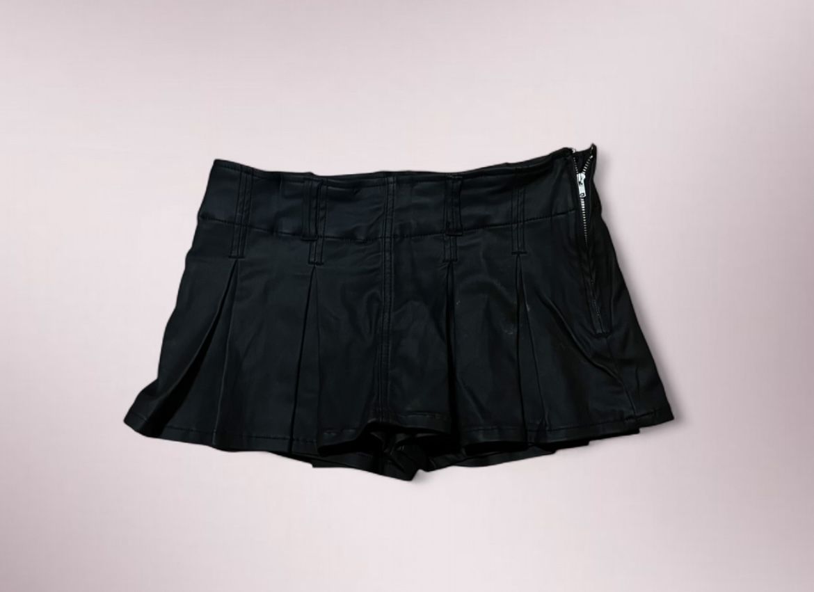 Pleated Black Mini Skirt