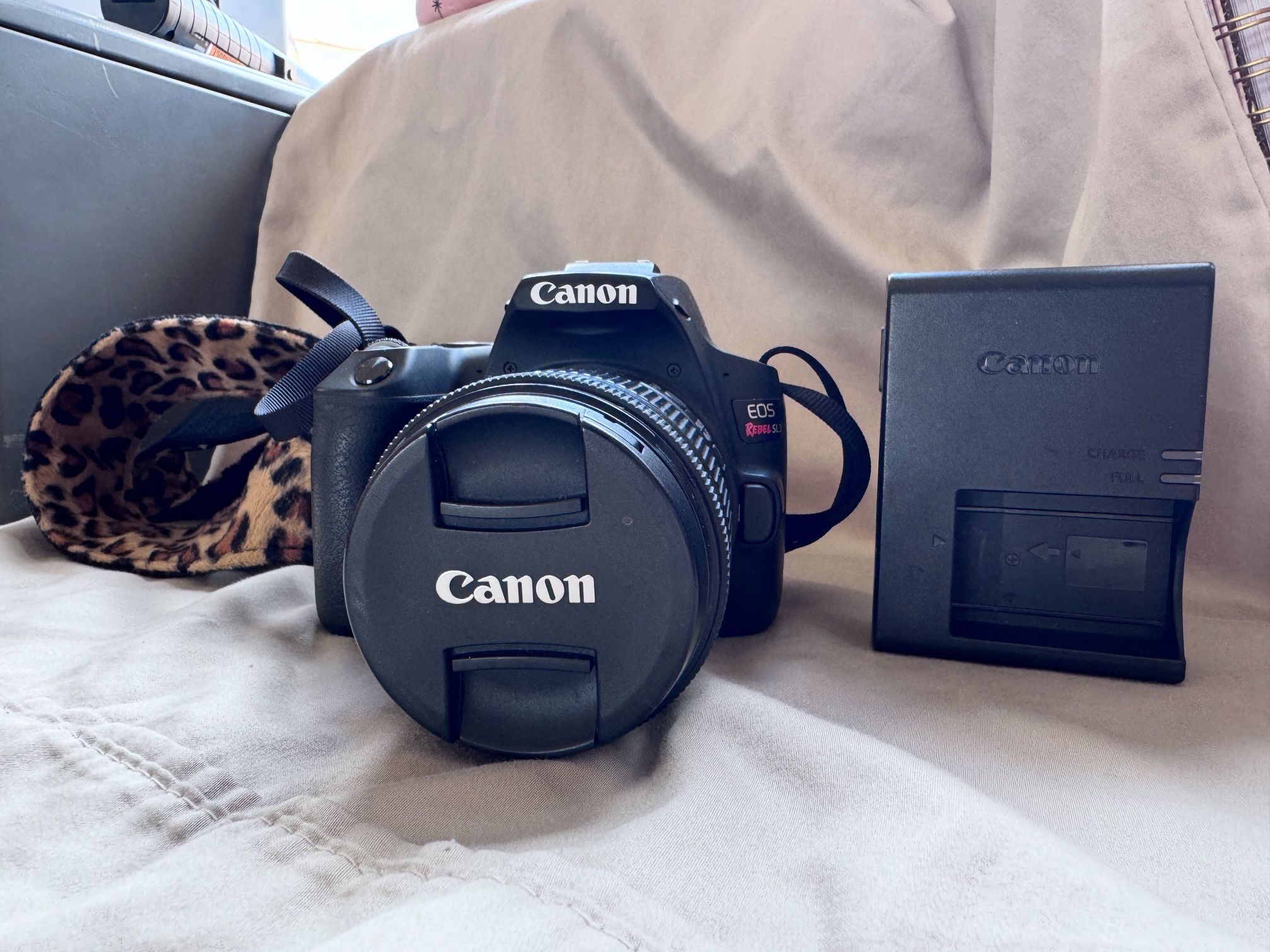 CANON EOS REBEL SL3