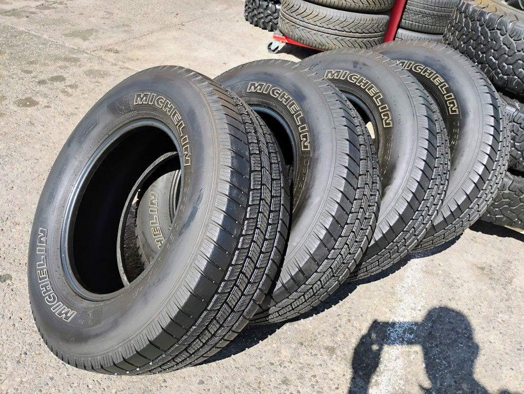 Michelin Defender LTX 265/70/17"