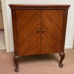 Vintage Antique Sewing Machine Cabinet 