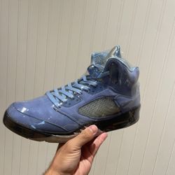 Size 12 - Jordan 5 UNC