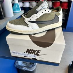 Travis Scott Jordan 1s 