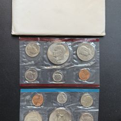 1977 US Mint Set In Original Government Packaging 