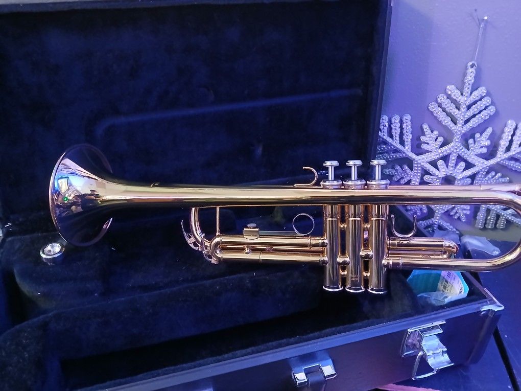 Yamaha YTR2335 Trumpet MIJ Near Perfect!