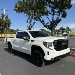 2022 GMC SIERRA 1500 SLT 4x4 