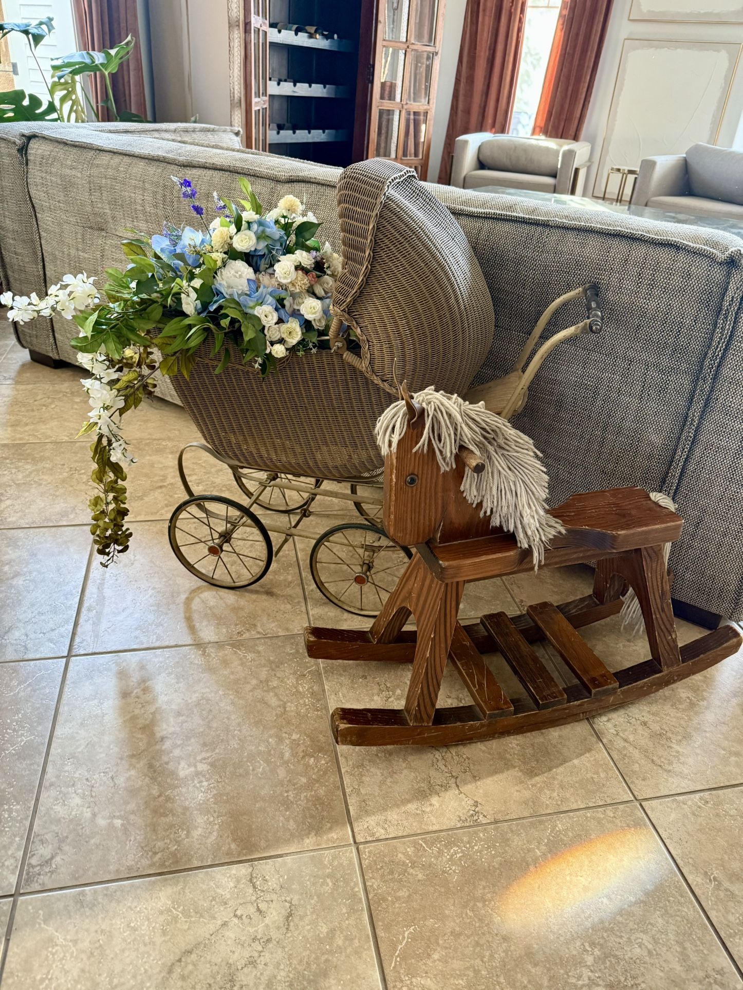 Carriage and Rocking Horse Rntal,New Products : American Fashion Style Bags On Sale
