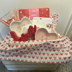 Valentines Day Basket Treat Box